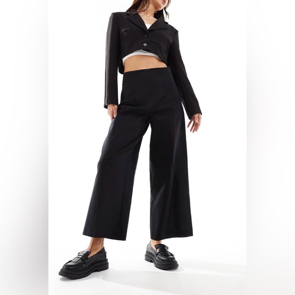 ASOS DESIGN tailored linen mix culottes in black